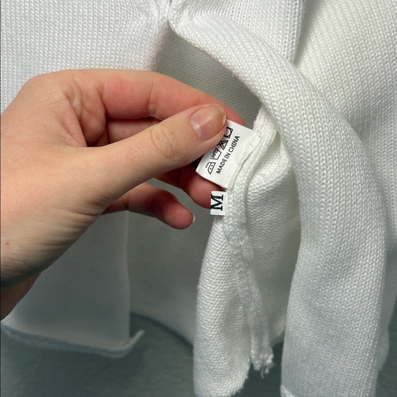 White Knit Crop Sweater Vest Tank Top medium - Picture 2 of 5